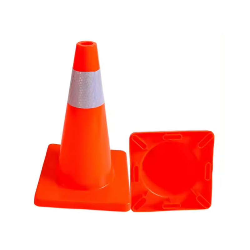700mm PVC Cone With Visibility Engineered Reflective Film With Rubber Base