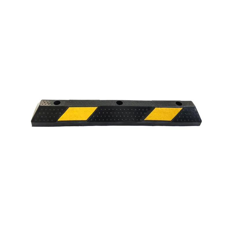 900mm Heavy-Duty Rubber Wheel Chock Stopper with High Visibility Reflective Strips