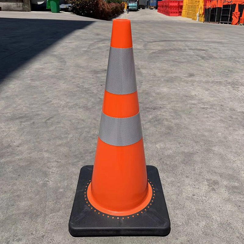 Rubber Base Traffic Cone | YS-TRAFFIC Heavy Duty Road Safety Cone